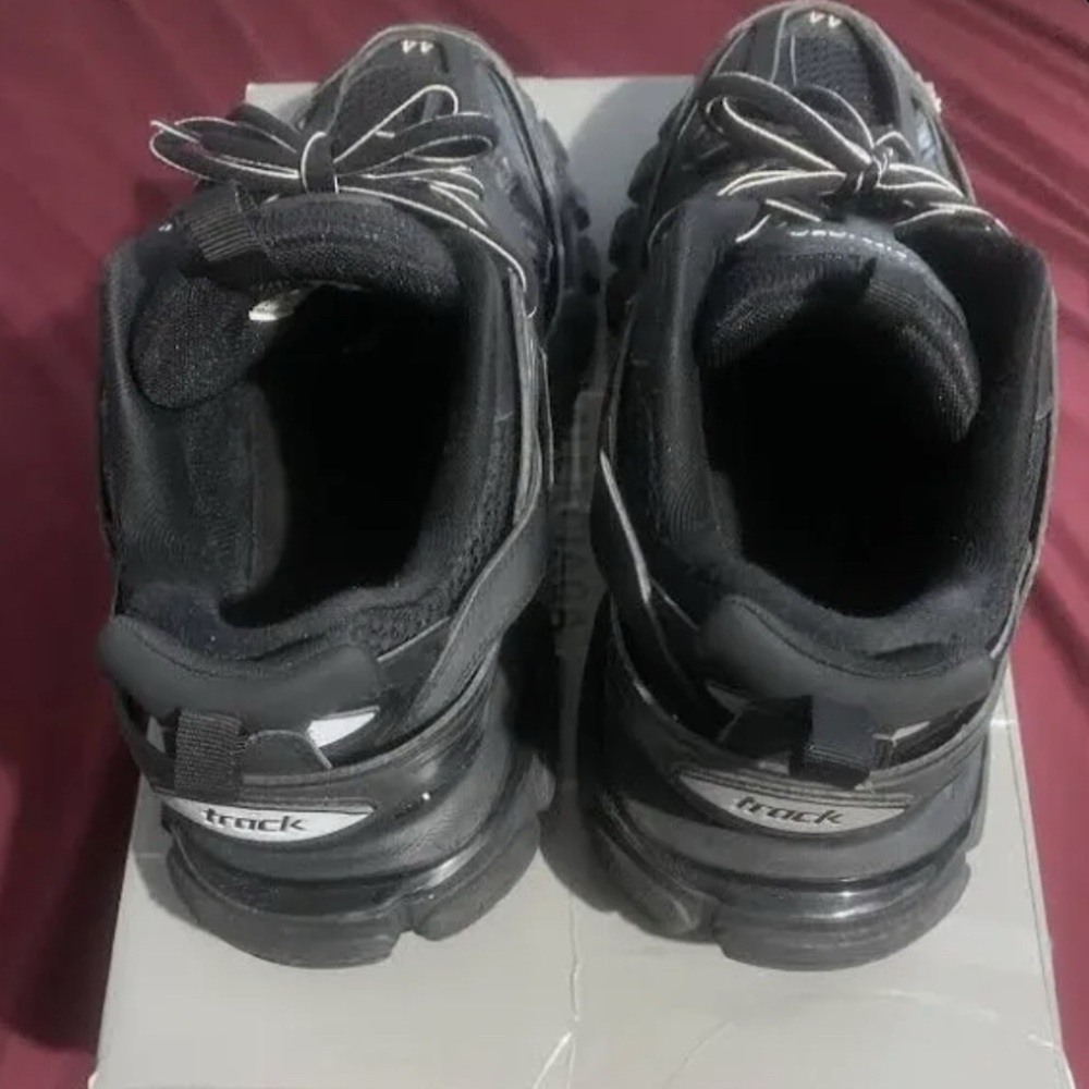 Balenciaga Men's Black Sneakers - Picture 2 of 3